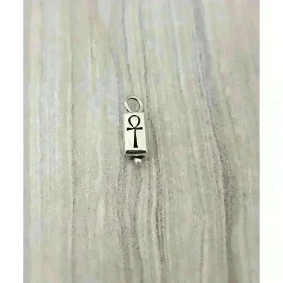 Jame Avery Sterling Silver Spinning Christian Religious Charm Retired Rare - Picture 1 of 5